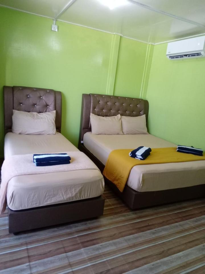 Oceanboys Inn Kampong Pasir Panjang  Kültér fotó